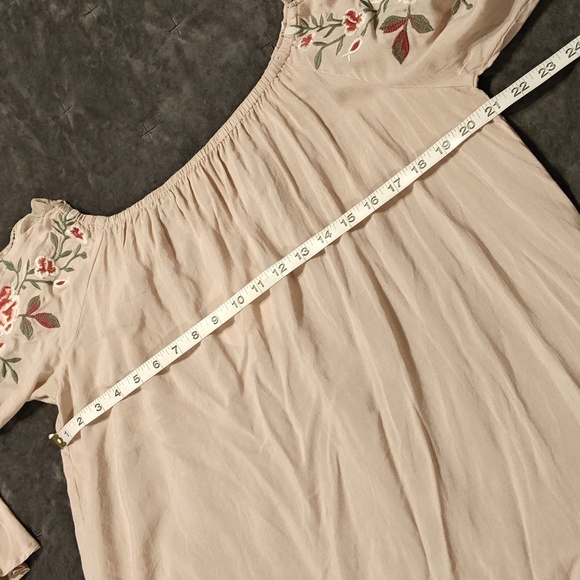 NWT Umgee peasant top - Picture 3 of 9